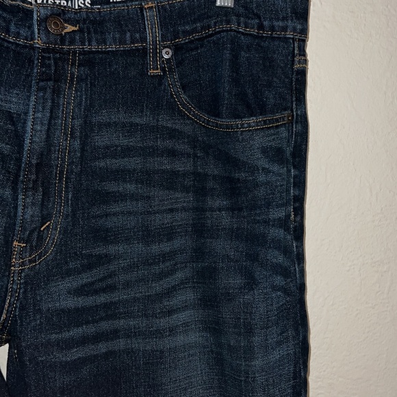 Mens Levi’s signature jeans dark wash relaxed fit - Picture 3 of 7